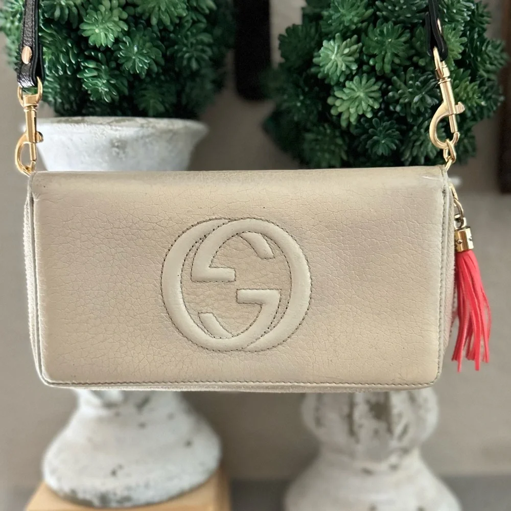 GUCCI Soho Interlocking G Logo Leather Zip Around Long Wallet/